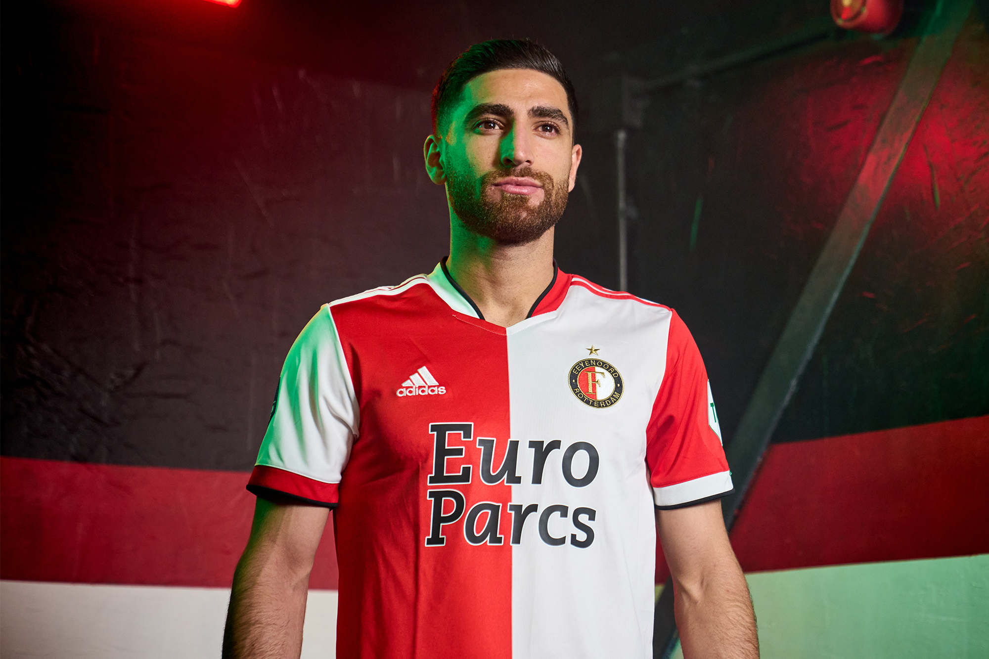Jahanbakhsh signs three-year deal- Feyenoord.com